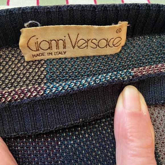 Gorgeous Versace sweater with bold colors great 80s example of House of Versace - Picture 2 of 3